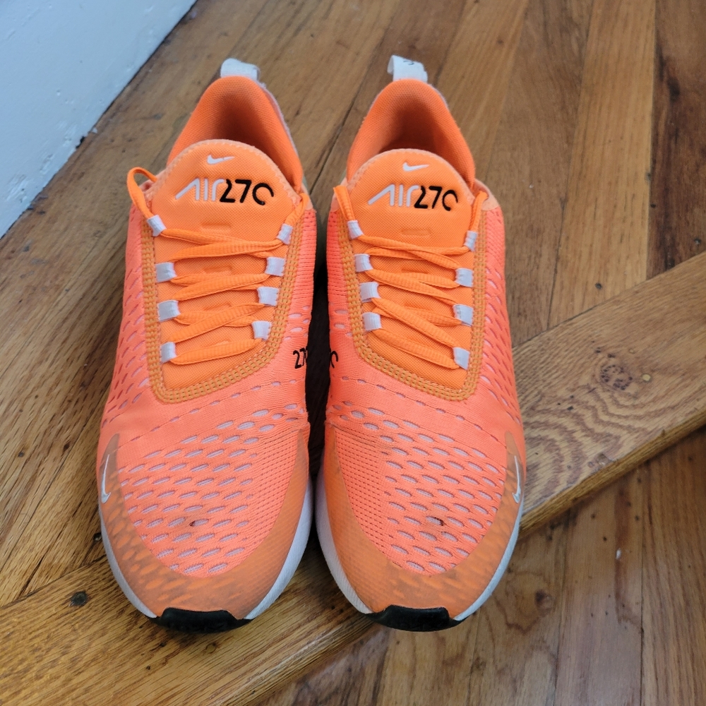 Nike Air Max 270 "Total Orange"